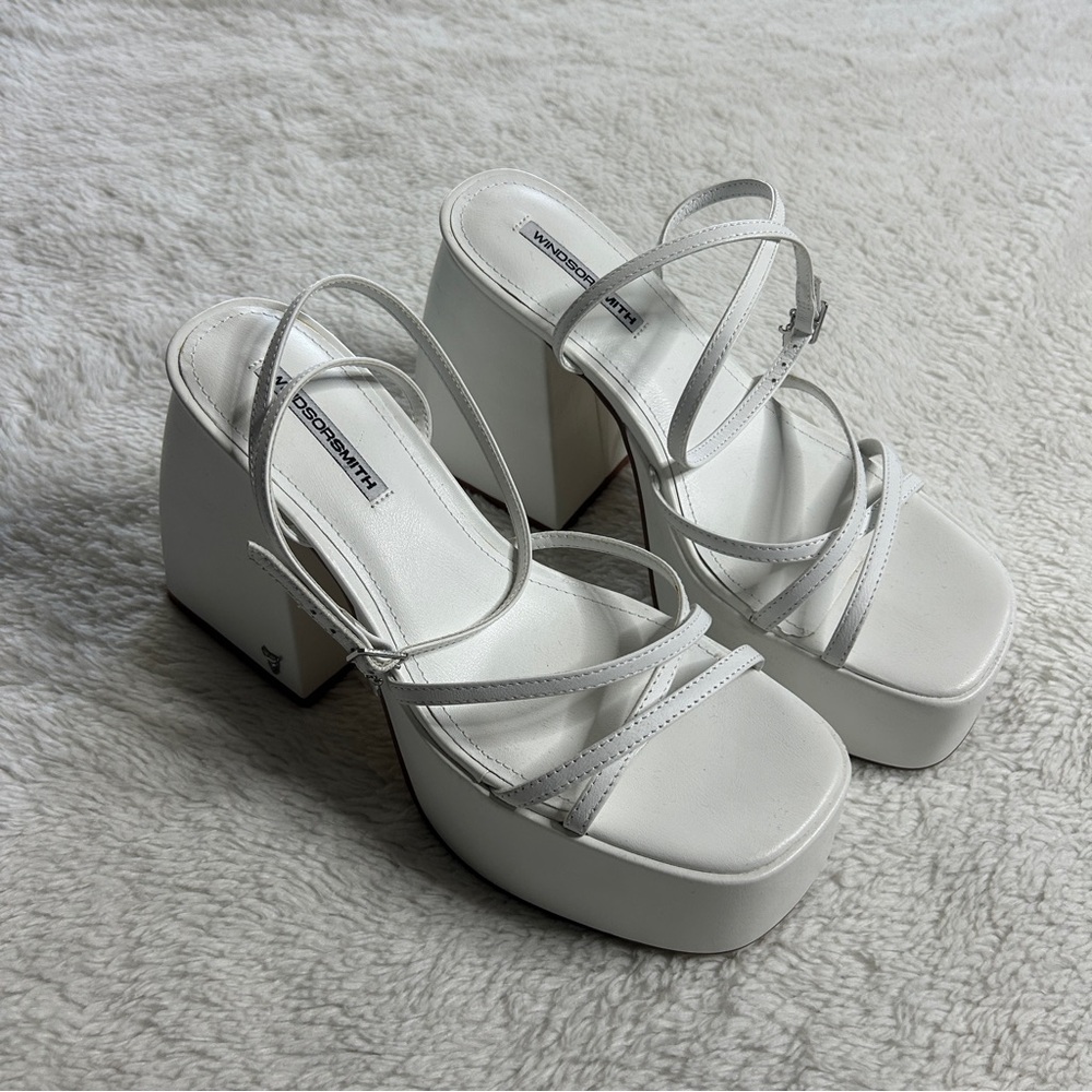 White windsor smith platform sandal chunky heels sz 8